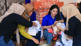 Hari Batik Nasional, Warga Binaan Lapas Banyuwangi Berbagi Ilmu Membatik kepada Masyarakat