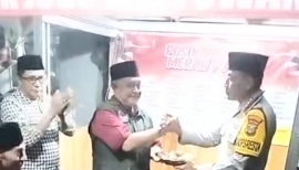 Kapolresta Banyuwangi Resmikan Pos Kamling Merah Putih di Sempu