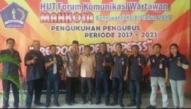 PERGANTIAN NAHKODA. DI FORUM WARTAWAN MAHKOTA (MAJALAH KORAN ONLINE TABLOID)