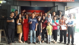 Sambut HUT RI ke 73 Kelurahan Giri adakan Lomba Karaoke