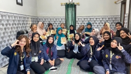 SELARAS: Eskalasi Motorik Lansia melalui Cipta Hasta Karya Pigura Hasil Pemanfaatan Limbah Jagung