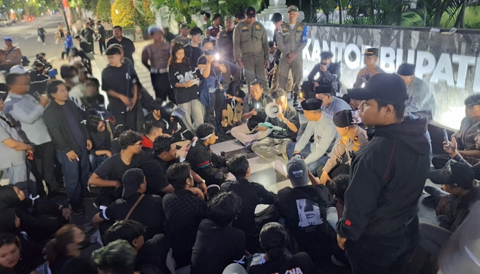 Aliansi Banyuwangi Menggugat Kepung DPRD dan Pemkab, Bawa 7 Poin Tuntutan