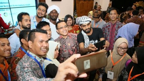 BANYUWANGI JADI JUJUGAN 250 PEMUDA DARI 35 NEGARA