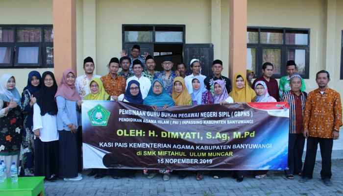 Berlokasi di SMK Miftahul Ulum Muncar. Kasi Pais KEMENAG Banyuwangi lakukan pembinaan GBPNS