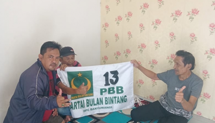 Caleg PBB Datangi Rumah Warga Kecamatan Kalipuro sosialisasi Pemilu