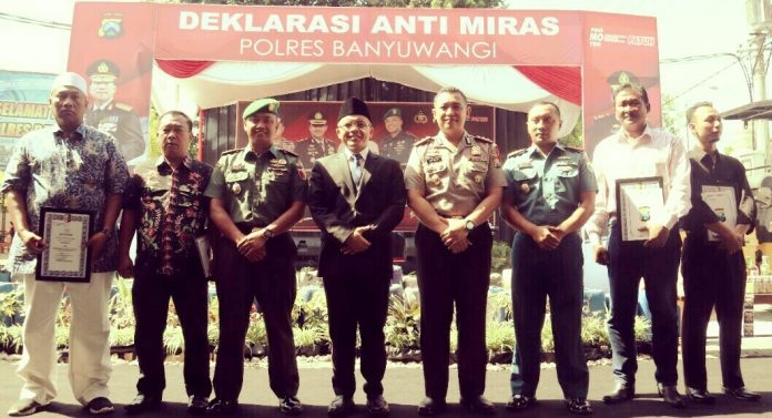 DEKLARASI ANTI MIRAS POLRES BANYUWANGI