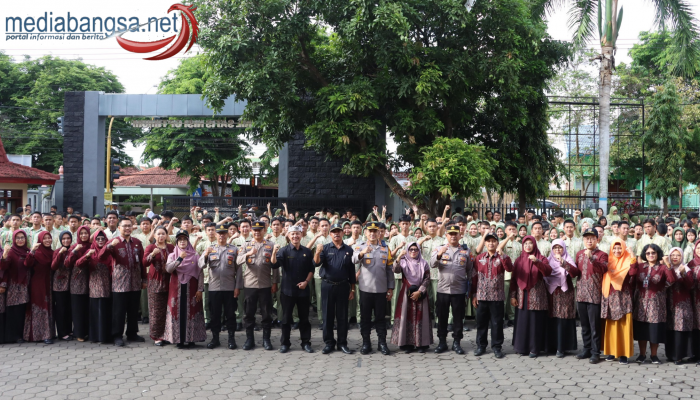 Gencarkan “Police Goes to School”, Polresta Banyuwangi Dorong Generasi Muda Tertib Hukum