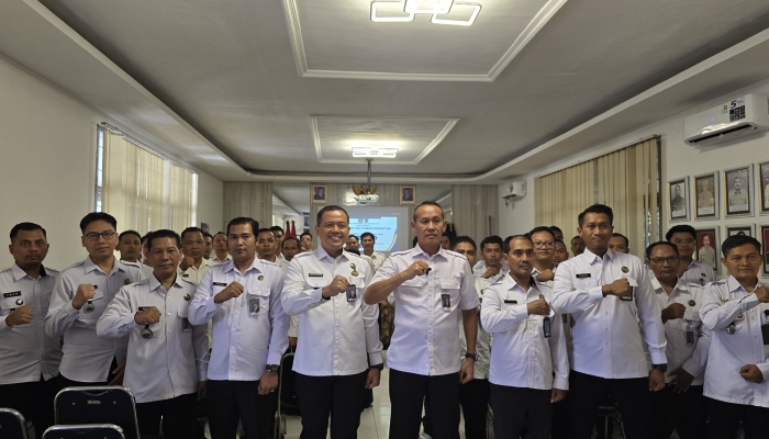 Kepala Kantor Wilayah Ditjen PAS Jatim, Kadiyono, Laksanakan BINTORWASDAL dan Penguatan Tusi di Lapas Lumajang