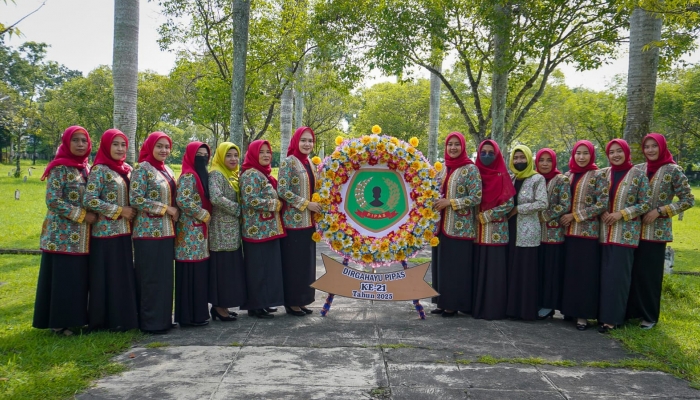 Khidmat Ziarah dan Tabur Bunga PIPAS Lapas Lumajang dalam rangka HUT PIPAS KE 21.