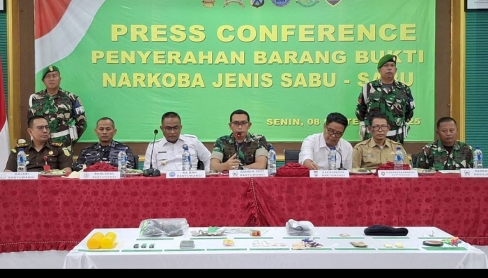 Kodim 0825/Banyuwangi Gelar Press Conference Penyerahan Barang Bukti Narkoba Jenis Sabu