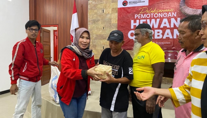 Kurban PDIP Banyuwangi: Bukti Partai Tetap Dekat dengan Rakyat