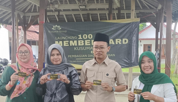 Kusuma Group Launching 100 Member Card dan Bagikan Daging Qurban