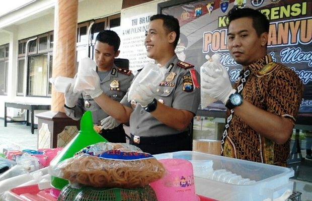 LUAR BIASA POLRES BANYUWANGI KEMBALI AMANKAN 9000 BIBIT BENUR SENILAI 1 MILYAR