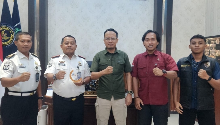 Perkuat Sinergitas, Media Indonesia Network Beri Apresiasi Inovasi ke Kalapas Banyuwangi