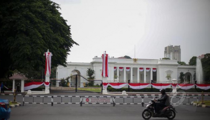 Pria Bugil Menyusup ke Istana Presiden Mengamuk Saat Diperiksa