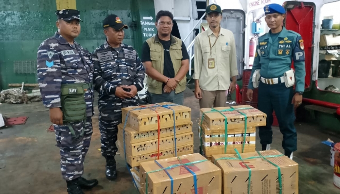TNI AL Banyuwangi dan Tim Gabungan Gagalkan Penyelundupan Satwa Liar di Pelabuhan Ketapang